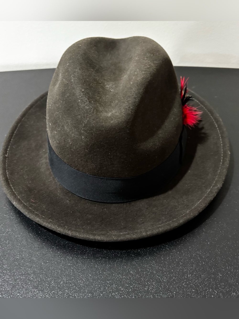 Goorin Brothers 'Dean the Butcher' Fedora Hat 100% Wool Black Feathers Medium M - Picture 5 of 9